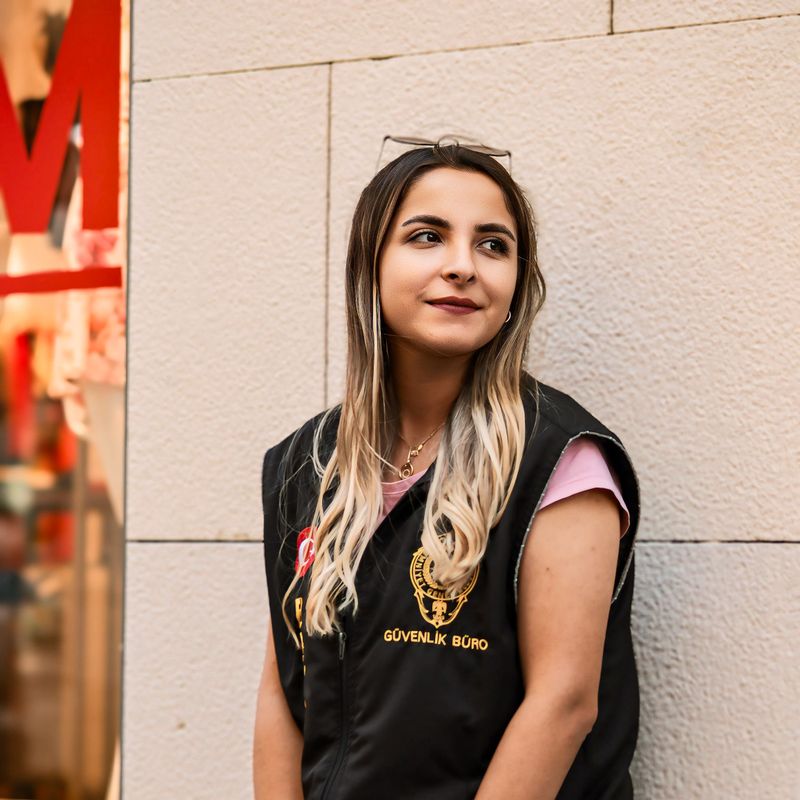 Ayşe K.